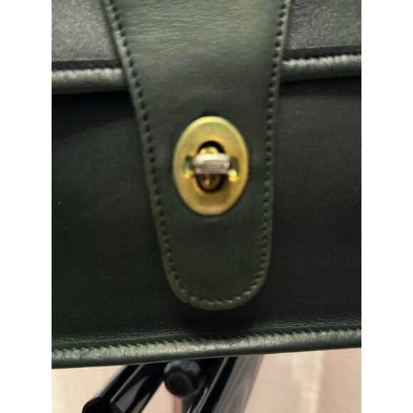 Vintage 1980s Coach Green Bag USA Made Crossbody - Picture 13 of 16